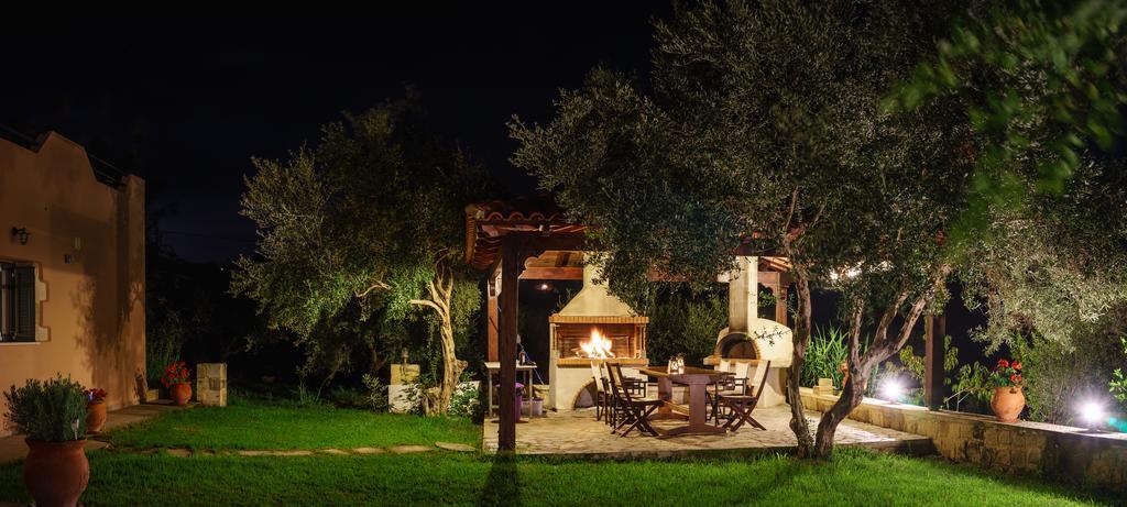 Villa Manoutsio Episkopi  Bagian luar foto
